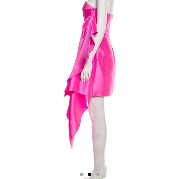 Solace London Elia Mini Dress in Hot Pink - Picture 3 of 5